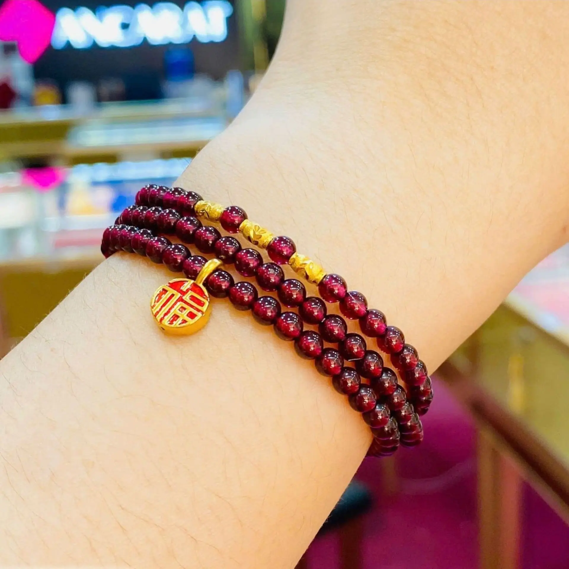 lựa chọn trang sức đá quý