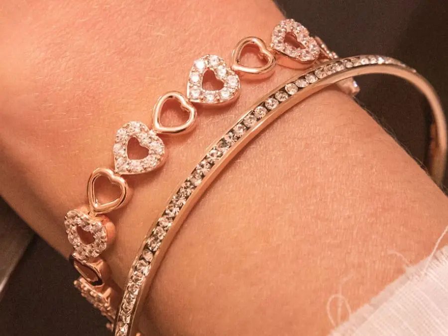 Trang sức vàng hồng