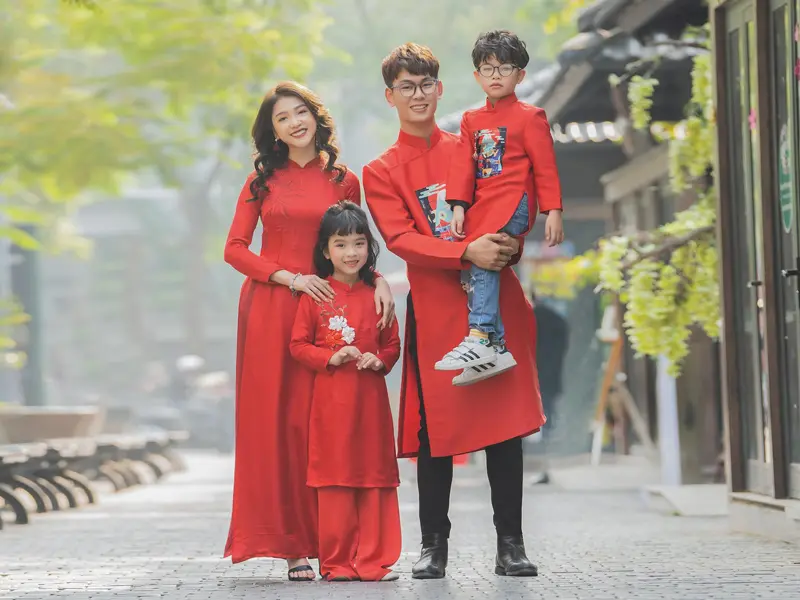 Tết nên mặc màu gì để may mắn cả năm?