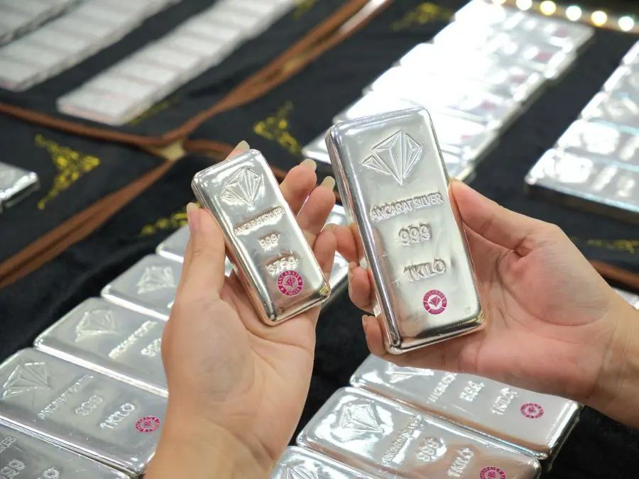 Có nên mua bạc tích trữ hay không