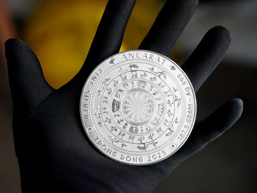 Giải đáp bạc không bị đẹn