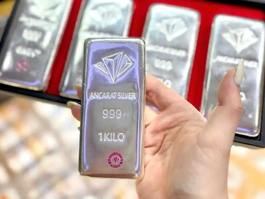 nên mua bạc 925 hay bạc ta