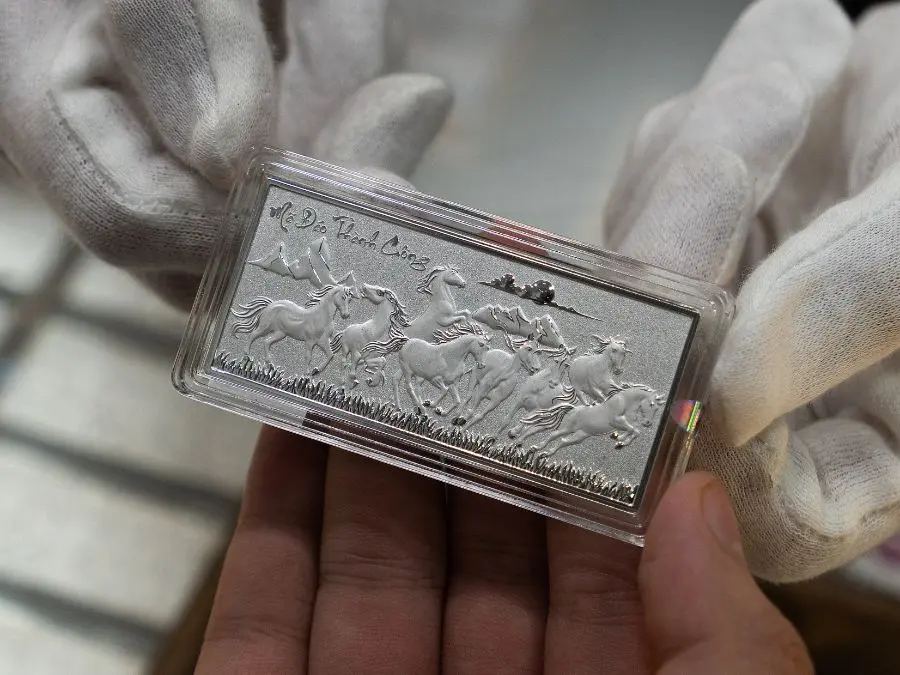 5 cách phân biệt vàng trắng và bạc chính xác