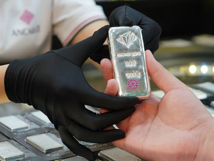 giá bạc bứt phá