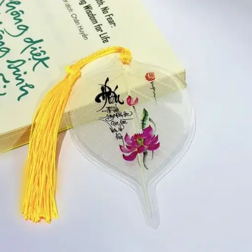 [ALBD2.Q252.00003A1] Lá Bồ Đề Thư Pháp Hoa Sen Chữ Hiếu